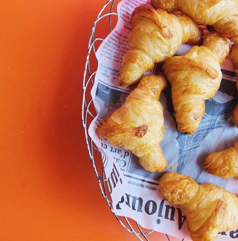 basket croissant